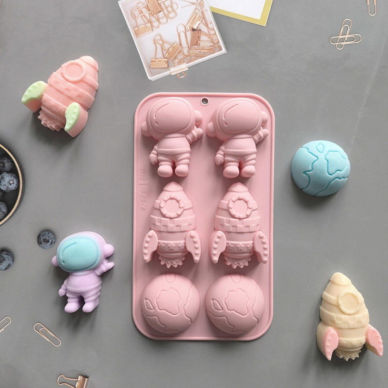 6-hole Cartoon Astronaut Rocke - Candle Making Supplies For Beginners บทวิจารณ์และราคา